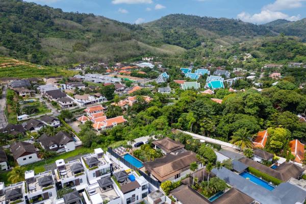 Billede 9: Fun & Relax Stay at Naiharn! Grand 6BR Tropical Pool Villa Oxavia near Beach