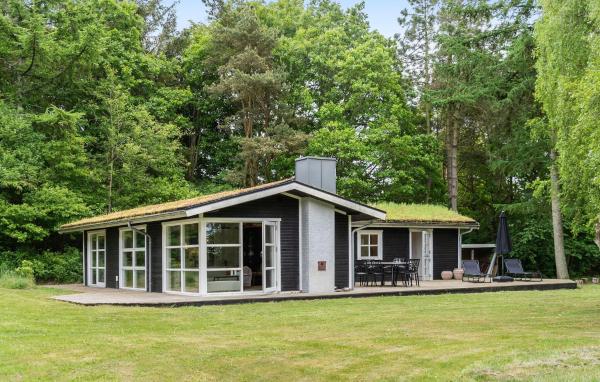 A la foto es mostra l'objecte Amazing Home In Roslev With Wifi situat a la ciutat de Roslev.