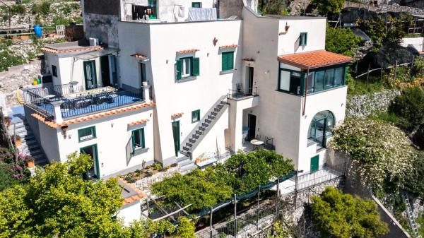 A la foto es mostra l'objecte Villa Foglia Amalfi situat a la ciutat de Amalfi.