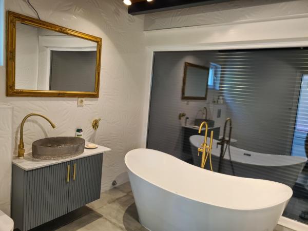 На фото показан объект Vila Horizont Premium, расположенный в городе Kućići.