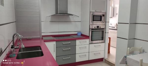 A la foto es mostra l'objecte Piso 3 dormitorios situat a la ciutat de Barbate.