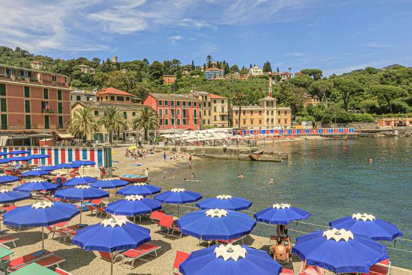 Na fotografii je vidět objekt iFlat La Casa degli Aranci nacházející se ve městě Rapallo.