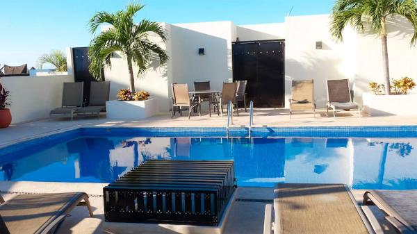 Luxury 2 Level Penthouse With 2 Br - Only 3 Blocks From The Beach - Meridian 310 - Riviera Maya