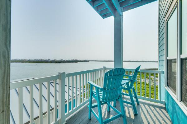 A la foto es mostra l'objecte Walk to Beaches Padre Island Escape with Dock situat a la ciutat de Corpus Christi.