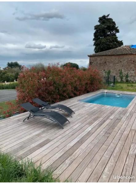 På bildet vises objektet Maison de campagne avec piscine som ligger i byen Gémil.