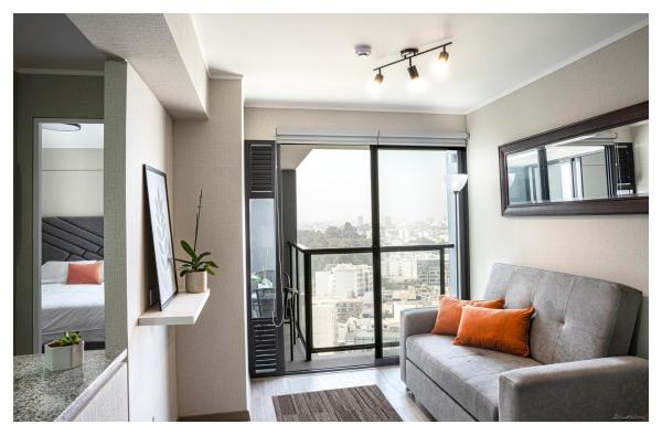 A la foto es mostra l'objecte Fantastic New Apartment with Rooftop Pool and Gym in San Isidro situat a la ciutat de Lima.