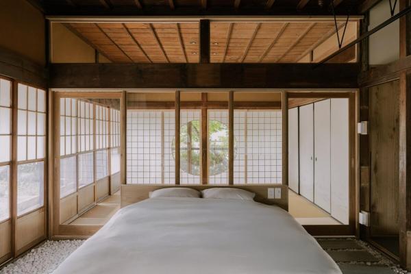 Kuvassa näkyy kohde 紡ノ座 築100年 一日一組限定のモダン古民家ステイ, joka sijaitsee kaupungissa Nagara.