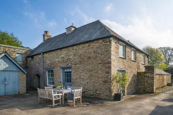 A la foto es mostra l'objecte Lostwithiel Stable House situat a la ciutat de Braddock.
