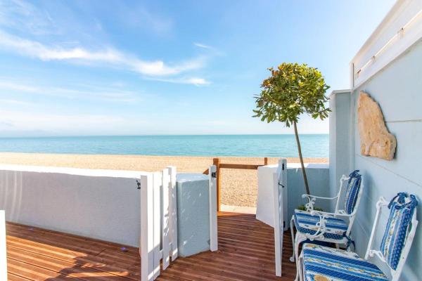 På billedet ses objektet The Breakers - Riviera Apartment beliggende i byen Sandgate.