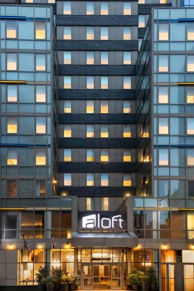 A la foto es mostra l'objecte Aloft by Marriott New York Brooklyn situat a la ciutat de Brooklyn.