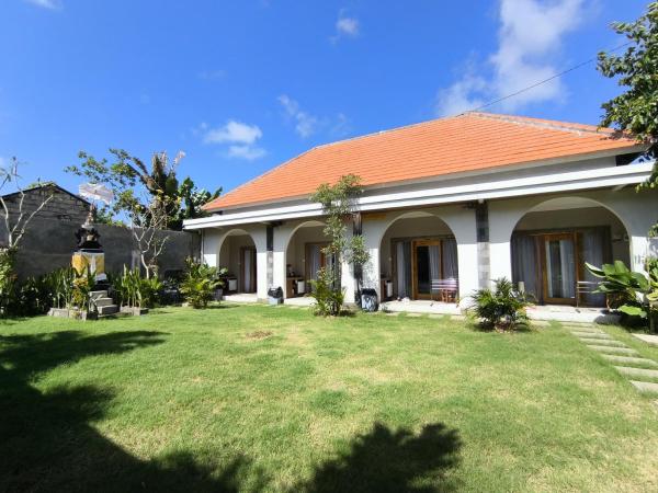 På billedet ses objektet KENZIE GUEST HOUSE Uluwatu beliggende i byen Badung.
