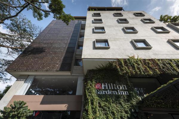 På billedet ses objektet Hilton Garden Inn Cali Ciudad Jardin beliggende i byen Cali.