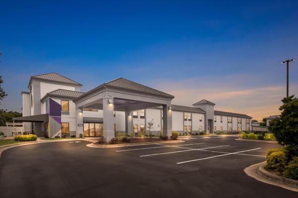 Billede 7: Spark by Hilton Spring Lake Fayetteville