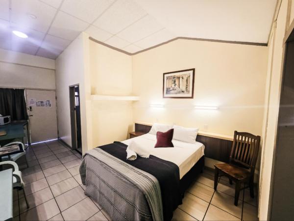 A la foto es mostra l'objecte Royal Motel Rockhampton situat a la ciutat de Rockhampton.