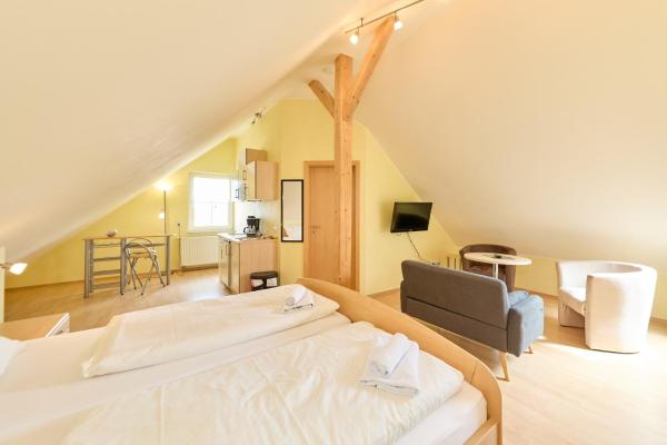 Auf dem Foto ist das Objekt Gästehaus Binz-Meyer Fewo Grainskopf in der Stadt Lieser zu sehen.