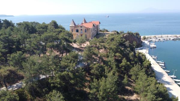 A la foto es mostra l'objecte Thassos Forrest View Apartment situat a la ciutat de Limenaria.