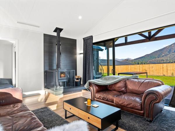 Na zdjęciu widoczny jest obiekt Entire Hawea Holiday Home near Wanaka 2-10 guests położony w mieście Hawea.