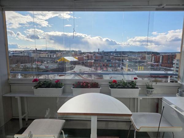 A la foto es mostra l'objecte Yksiö Lahden Paavolan parhaalta paikalta situat a la ciutat de Lahti.