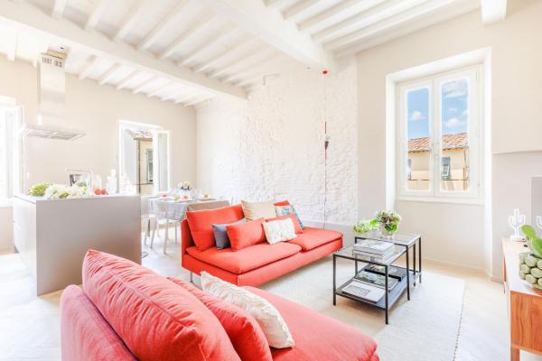 Auf dem Foto ist das Objekt The White Penthouse in der Stadt Lucca zu sehen.