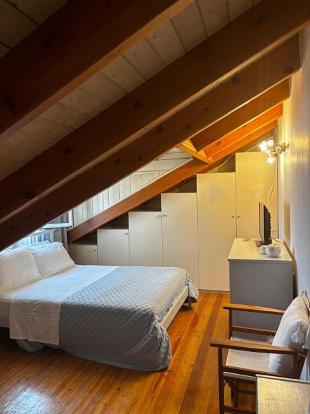 Litsa's Port Apartment - Corfu