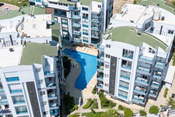 На фото показан объект Konyaalti Suite Hotel, расположенный в городе Анталья.