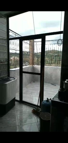 A la foto es mostra l'objecte Bouadel taounate situat a la ciutat de Fes.