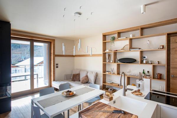 A la foto es mostra l'objecte Mountain View Apartment with terrace in ideal location situat a la ciutat de Sestriere.
