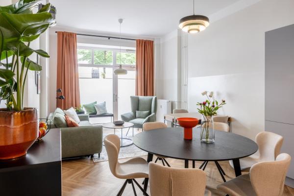 oompH Berlin Minimalist & Mighty - 1 BR hosting up to 6, Berlino