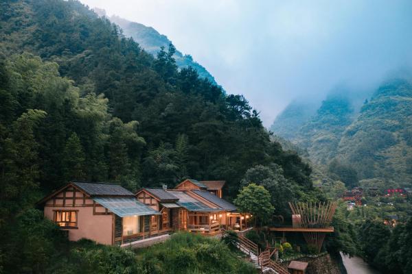 Home Away From Home - Zhangjiajie