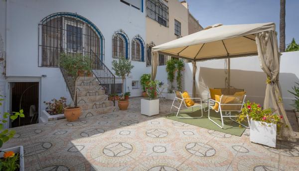 Casa Lima - Spacious Souterrain Studio Close To The Beach - Excellent For Workcation - Torremolinos