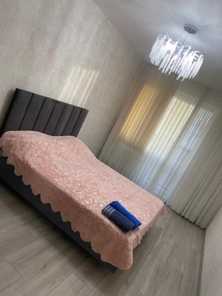 Na zdjęciu widoczny jest obiekt Квартира посуточно położony w mieście Kislitsa.