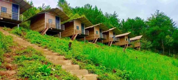 Na zdjęciu widoczny jest obiekt Top view La Pan Tan położony w mieście Co Ge Phong (1).