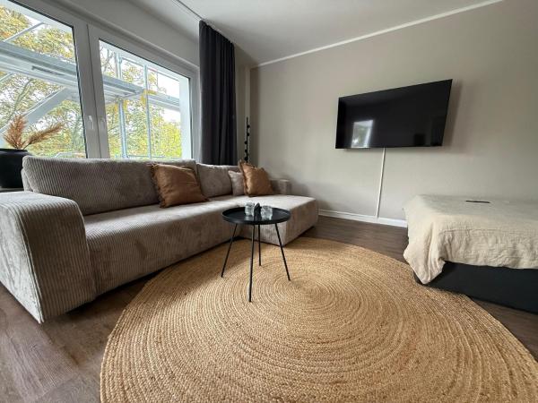 På billedet ses objektet Helles Design-Apartment mit Balkon am Grugapark mit Self-Check-in beliggende i byen Essen.