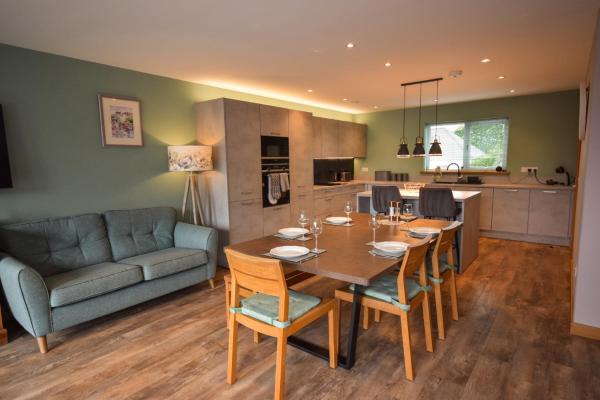 Foto 8: Aurora - Self Catering, Kirkwall, Quiet Location with Luxury Hot Tub