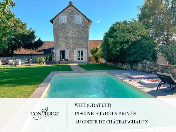 A la foto es mostra l'objecte Demeure vigneronne rare situat a la ciutat de Voiteur.