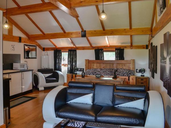 A la foto es mostra l'objecte Swallow Cottage - Ukc3427 situat a la ciutat de Dalston.