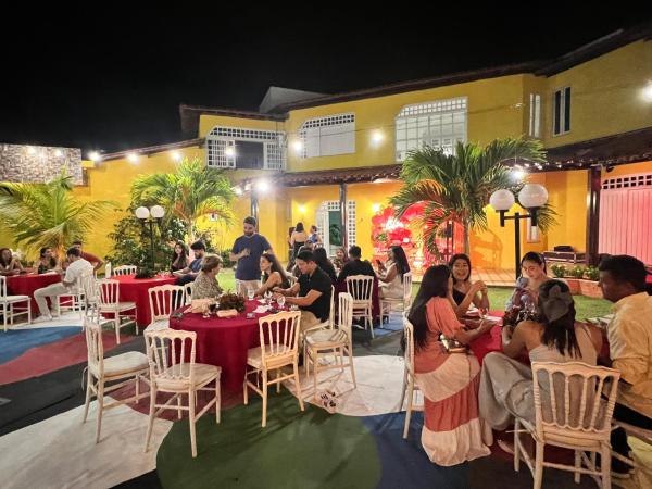 A la foto es mostra l'objecte Aruanã Yellow House situat a la ciutat de Aracaju.