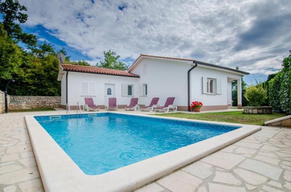 Holiday Home Mia - Croácia