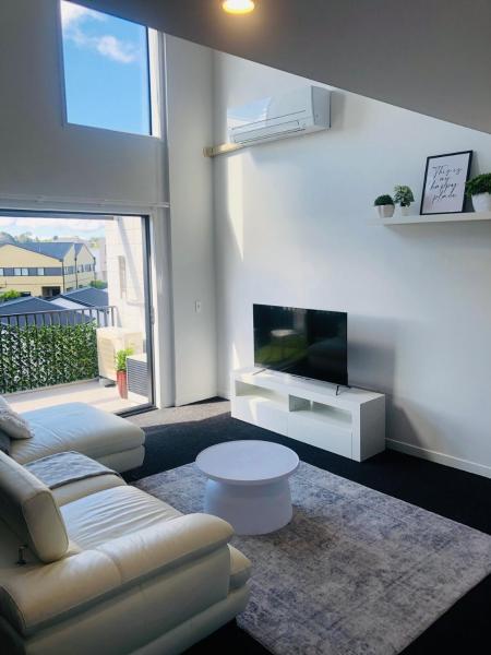 Modern minimalistic apartment,3BR, Auckland