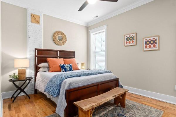Фотография 5: Unit #5 638 Madison St