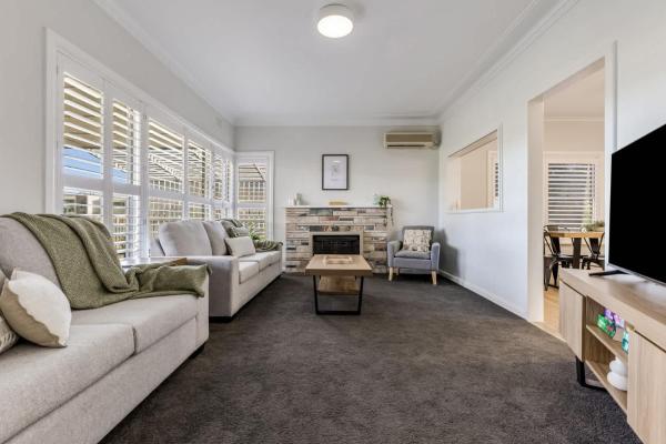 Auf dem Foto ist das Objekt Kennington House 3BR Home in Bendigo City in der Stadt Kennington zu sehen.