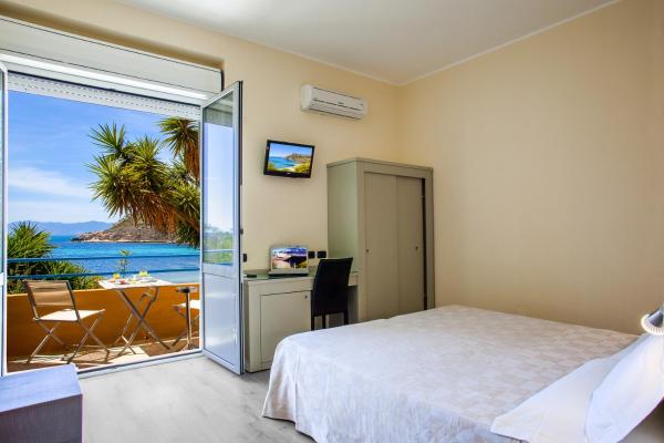 A la foto es mostra l'objecte Hotel Calamosca situat a la ciutat de Cagliari.