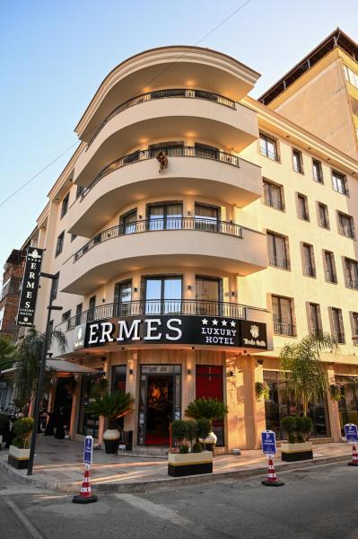 Na fotografii je vidět objekt Ermes Luxury Hotel nacházející se ve městě Durrës.