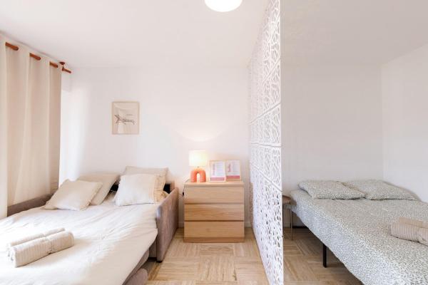 Zdjęcie 8: Nice Flat with terrace & parking near city center