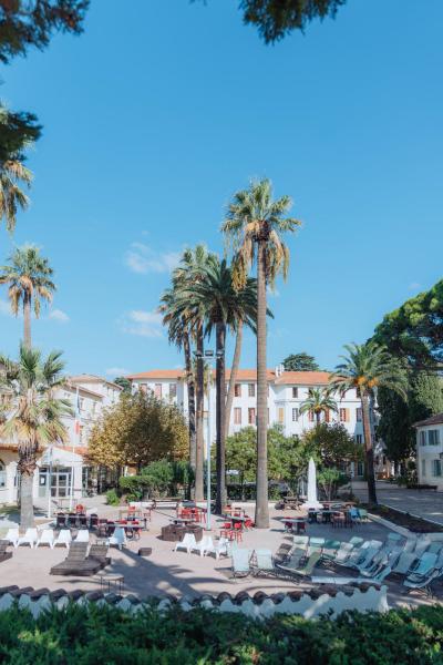 Nella foto è visibile l'oggetto Campus Santa Maria situato nella città di Cannes.