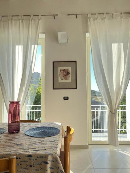 Na fotografii je vidět objekt GOLDEN HILLS VIEW, Pierina's house nacházející se ve městě Cheremule.