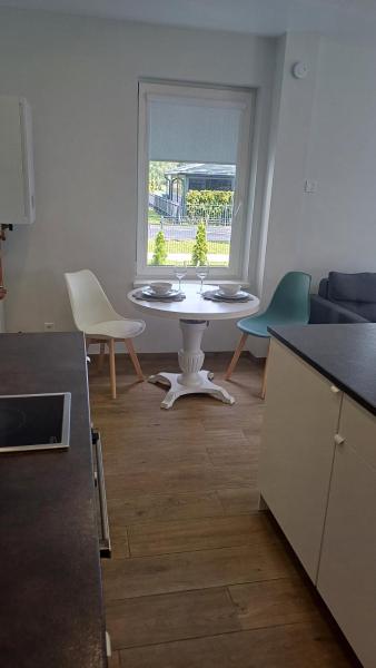 Op de foto is het object Lake apartments te zien, gelegen in de stad Bajorai.