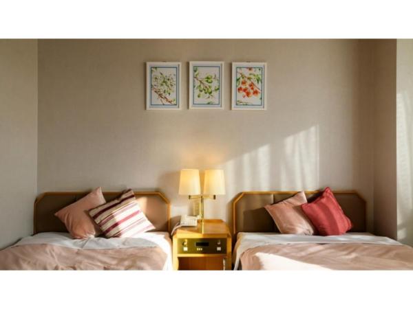 Na zdjęciu widoczny jest obiekt Hotel Symphony - Vacation STAY 31575v położony w mieście Asahi-machi.