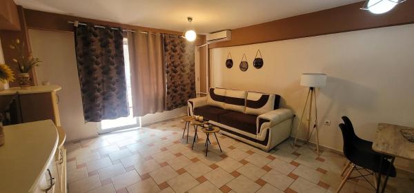 MM APARTMENT near Center, FREE PARKING, Скопье