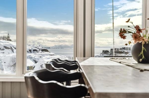 A la foto es mostra l'objecte Hus i Lofoten situat a la ciutat de Kabelvåg.